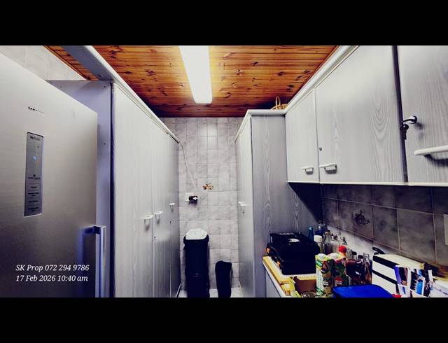 5 BEDROOM HOUSE FOR SALE IN MOUNTAIN RISE